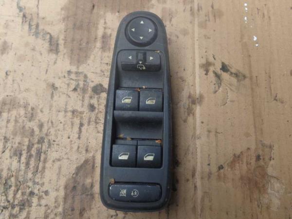 BOUTON LEVE VITRE CITROEN C4 PICASSO (4VITRES) - Vue 1